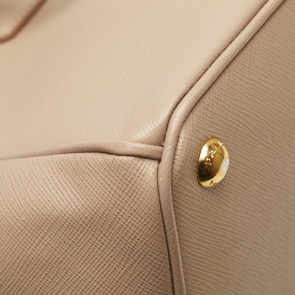 Prada Galleria Leather Beige Handbag Saffiano - Picture 4 of 8